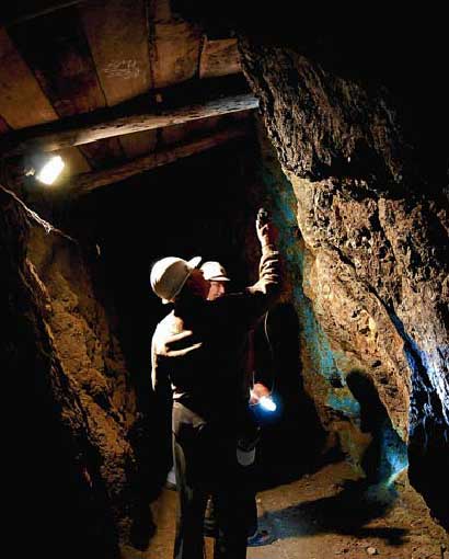 Sigxma, Servicios de topografía, ingenieria en geomensura y asesoría a la pequeña minería